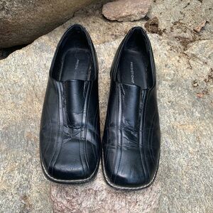 Predictions Black Leather Loafers Women’s Size 10
Comfy Minimalist